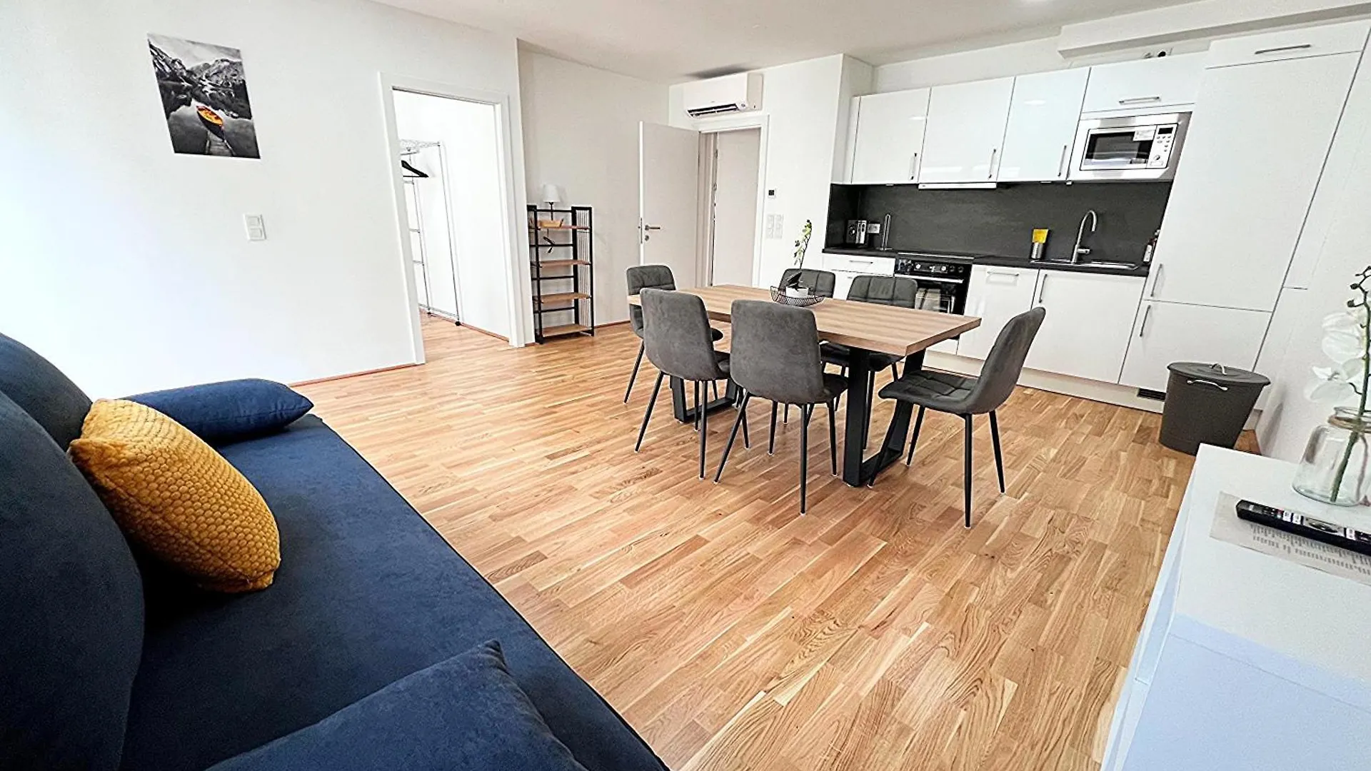 Modern, New, Next To Metro - Gg13 Apartments Wien