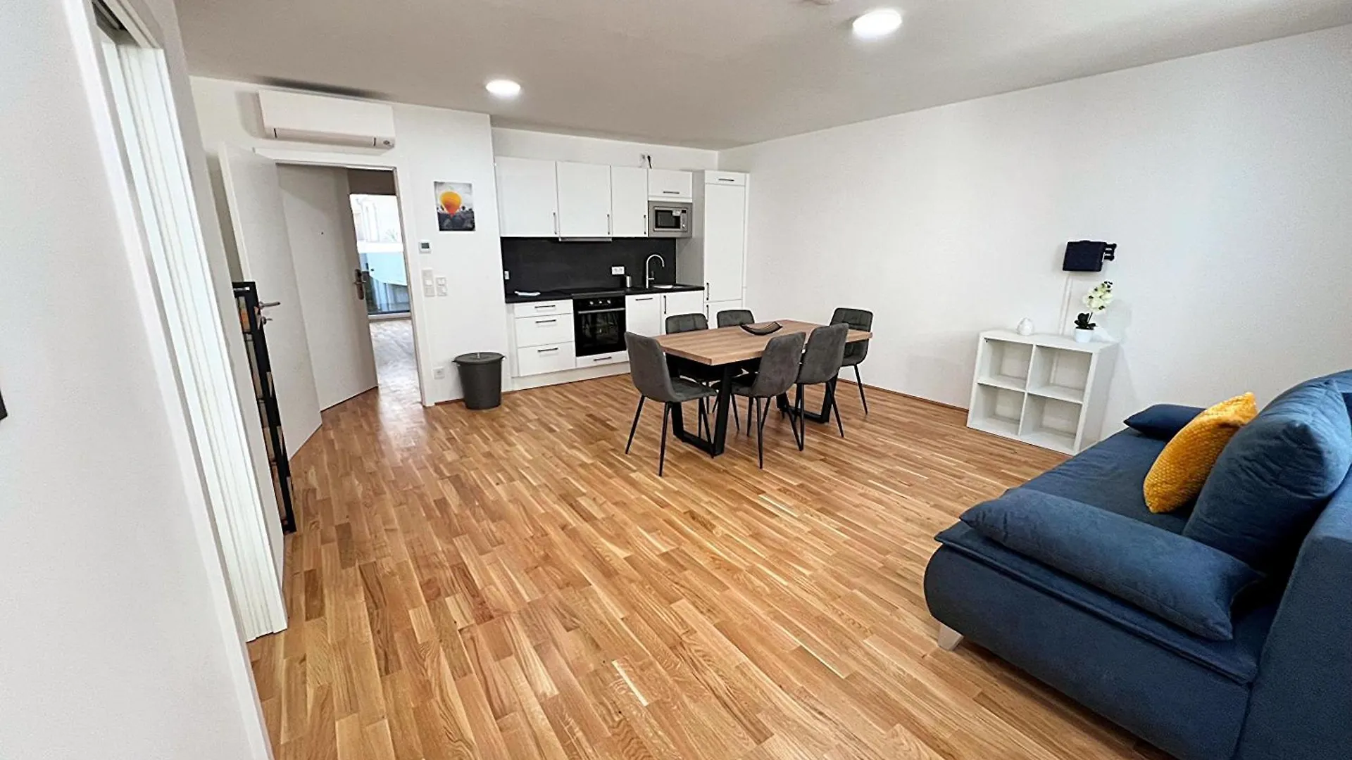 Modern, New, Next To Metro - Gg13 Apartments Vienna