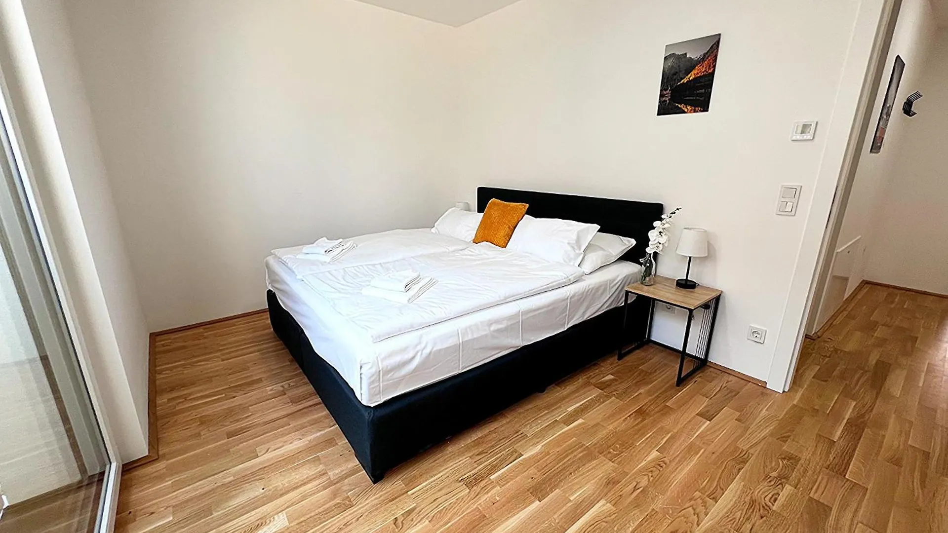 Modern, New, Next To Metro - Gg13 Apartments Vienna