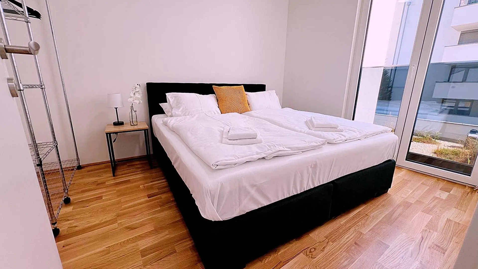 Modern, New, Next To Metro - Gg13 Apartments Vienna