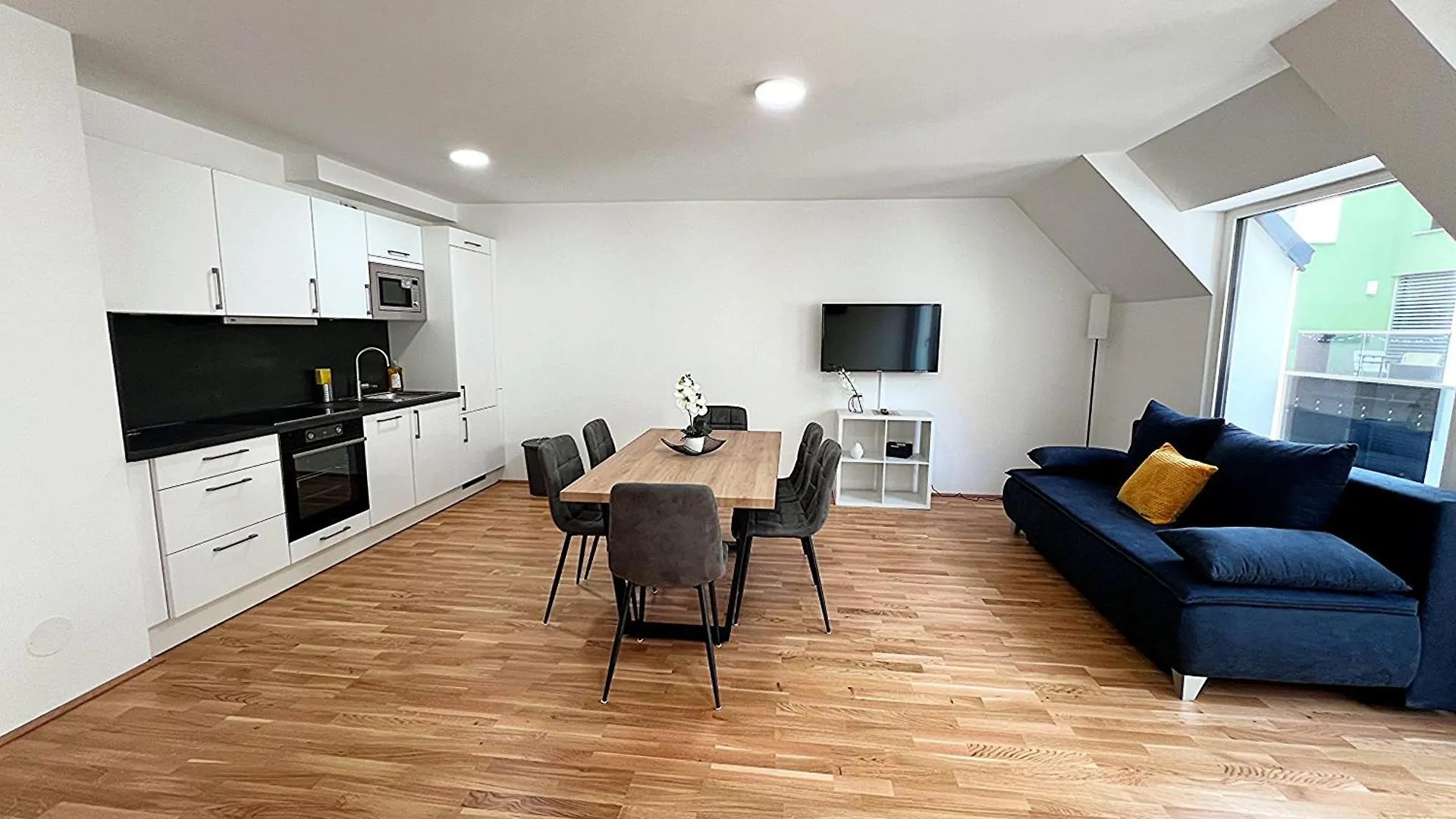Modern, New, Next To Metro - Gg13 Apartments Vienna