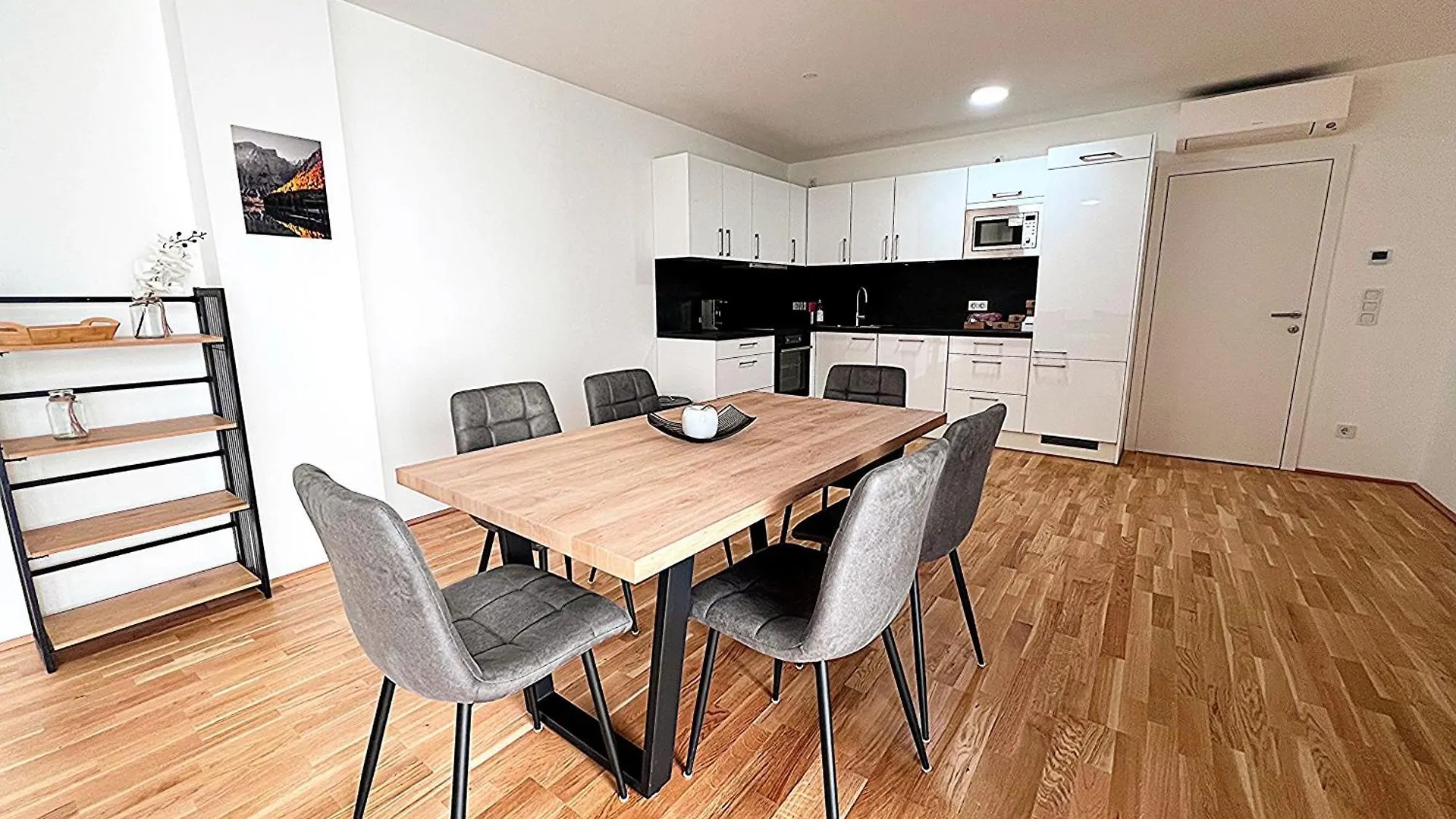 Gg13 Apartments Vienna, Air-Conditioned, Next To Metro, Close To Sights