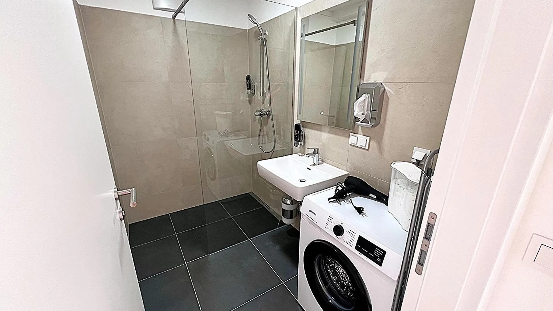Gg13 Apartments Vienna, Air-Conditioned, Next To Metro, Close To Sights 0*,  Rakousko